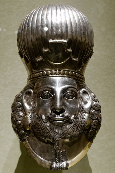 398px Head of king Met 65.126