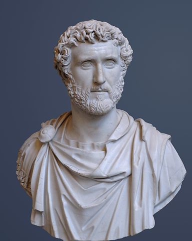 Antoninus Pius Glyptothek Munich 337 cropped