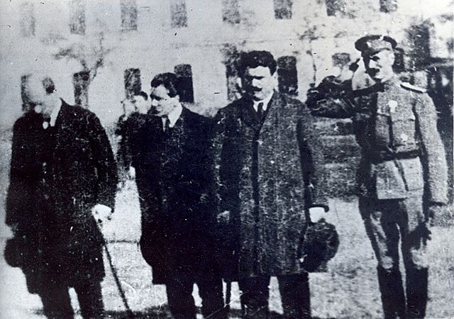 640px BASA 1840K 1 69 Marko Turlakov Tsanko Tserkovski Alexander Stamboliyski Dimitar Mustakov